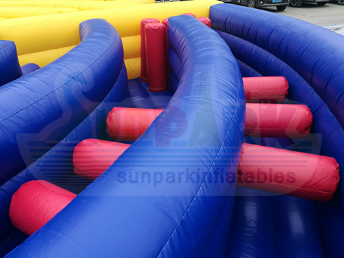 Dizzy X Inflatable Obstacle Maze Details