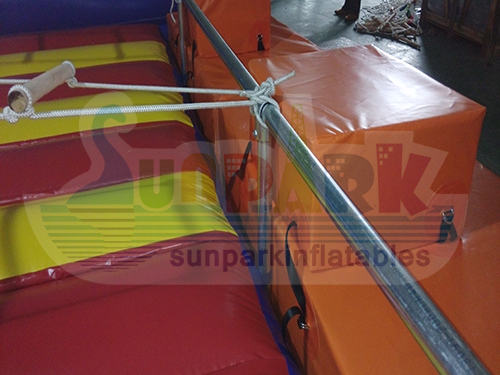 Inflatable Ladder Climb Game Details