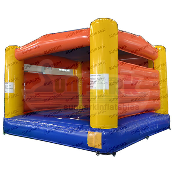 Blow up Bouncy Castle